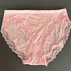 VICTORIA’S SECRET Lace High-Leg Brief- NWOT